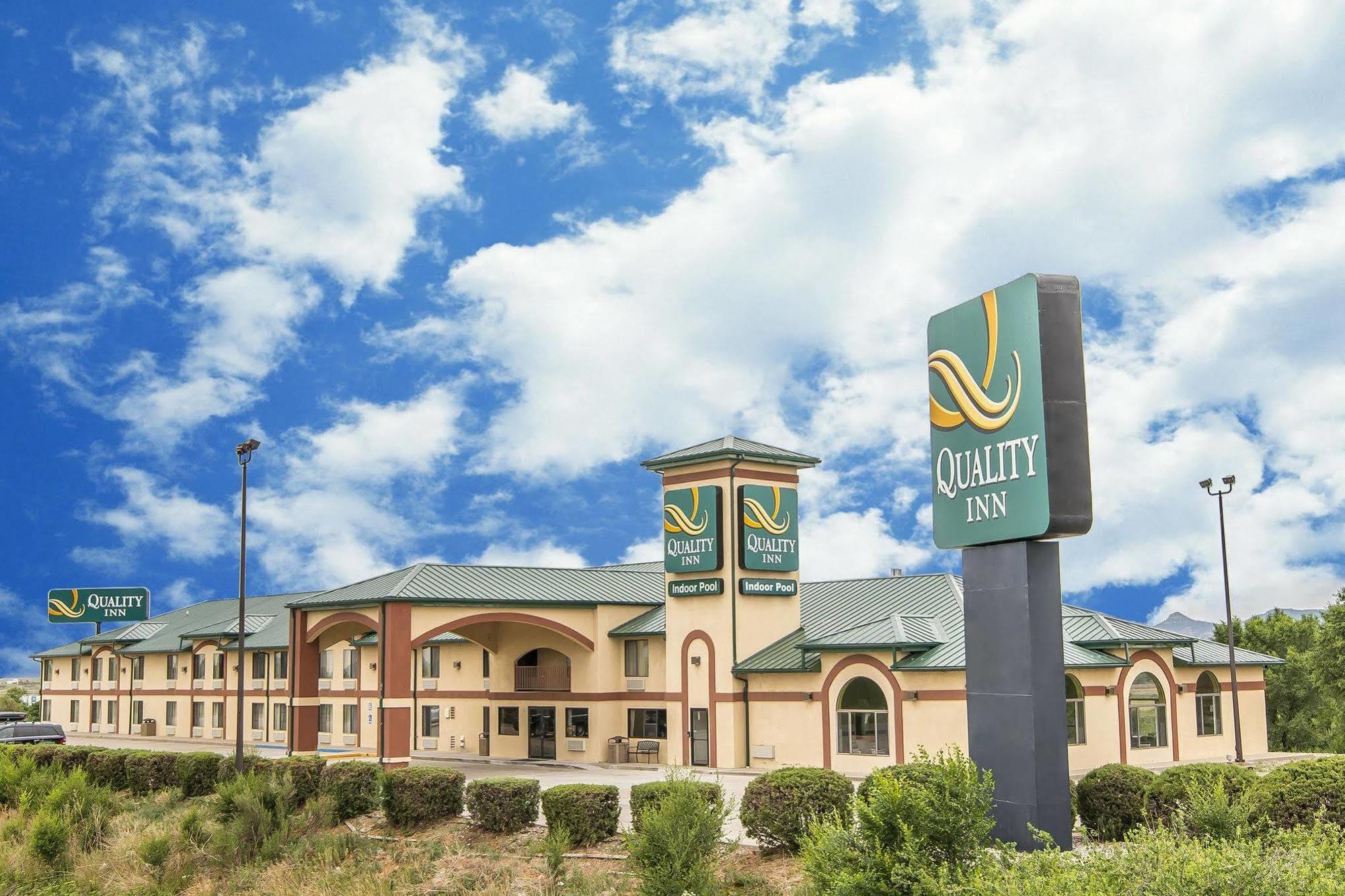 Quality Inn Raton Exterior photo